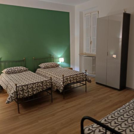 La Terrazza In Centro Apartment Тревильо Екстериор снимка