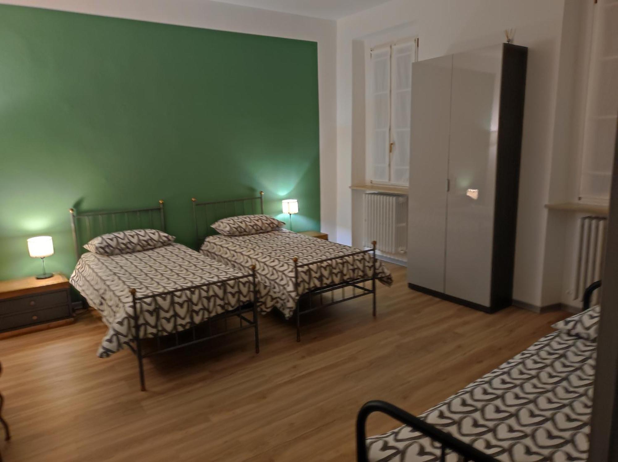 La Terrazza In Centro Apartment Тревильо Екстериор снимка